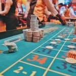 Бруно Марс семь лет выступает в Лас-Вегасе из-за долгов в казино