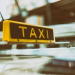 В Госдуме предложили запретить работать таксистами водителям без российского гражданства и российских прав