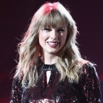 Американская певица Тейлор Свифт возглавила список самых высокооплачиваемых певиц